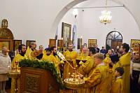 Архиерейское богослужение в престольный праздник в храме преподобного Саввы Сторожевского поселка Заря